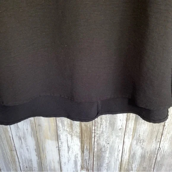 Entro Black Solid V Neck Blouse - Picture 5 of 5